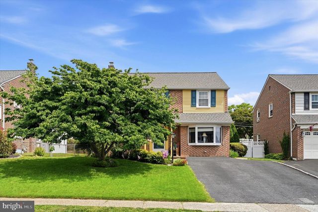 141 FLINTLOCK RD, Drexel Hill, PA 19026