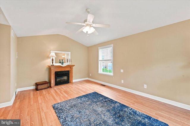 141 FLINTLOCK RD, Drexel Hill, PA 19026