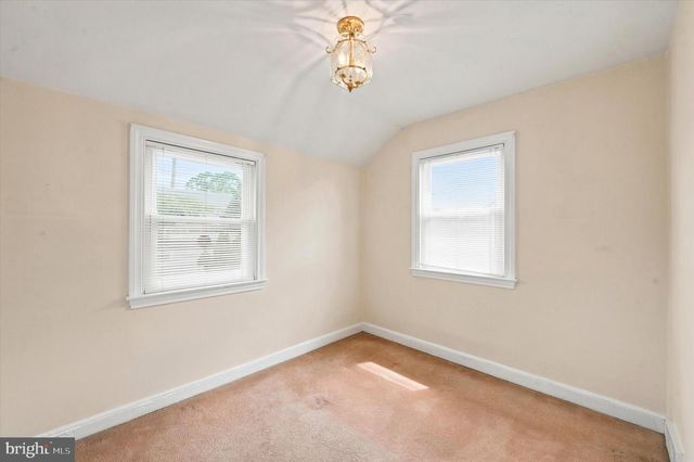 141 FLINTLOCK RD, Drexel Hill, PA 19026