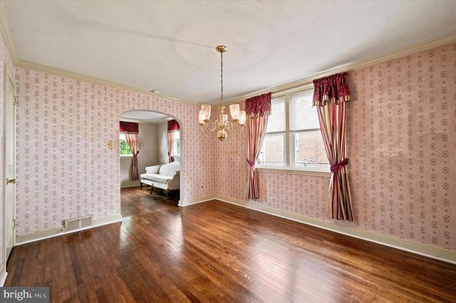 141 FLINTLOCK RD, Drexel Hill, PA 19026