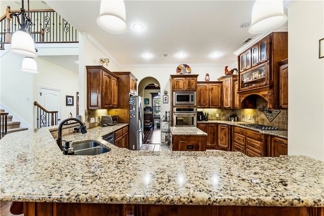 4602 W Warbal Trail, Rogers, AR 72758
