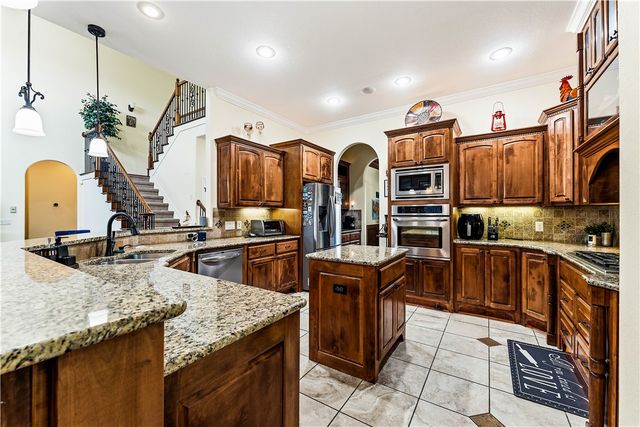 4602 W Warbal Trail, Rogers, AR 72758