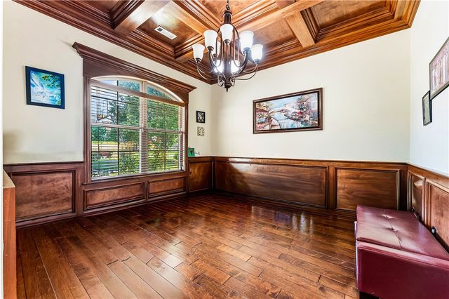 4602 W Warbal Trail, Rogers, AR 72758