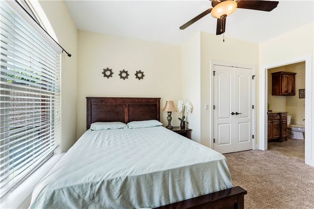 4602 W Warbal Trail, Rogers, AR 72758