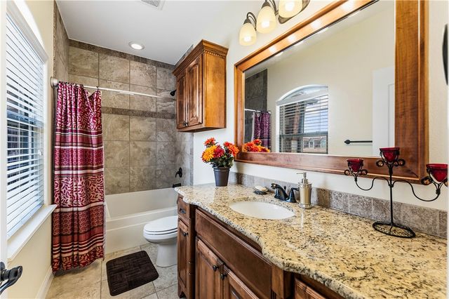 4602 W Warbal Trail, Rogers, AR 72758