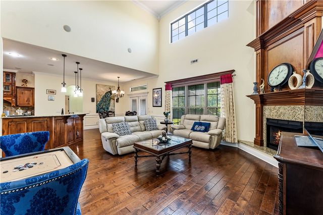 4602 W Warbal Trail, Rogers, AR 72758