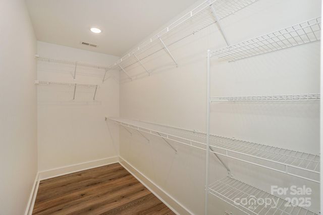 110 S Yadkin River Road, Statesville, NC 28625