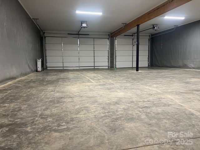 110 S Yadkin River Road, Statesville, NC 28625