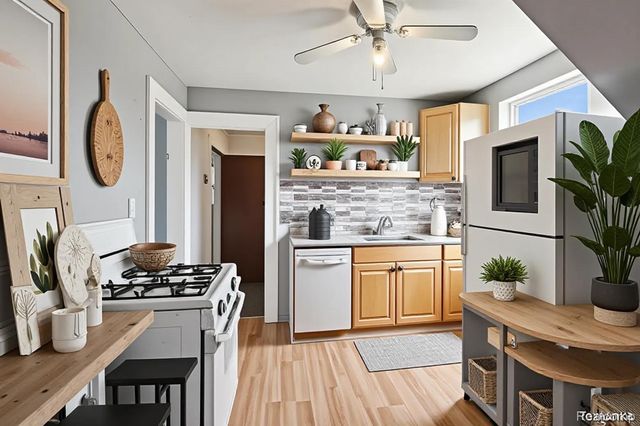 7068 Ford Avenue, Warren, MI 48091