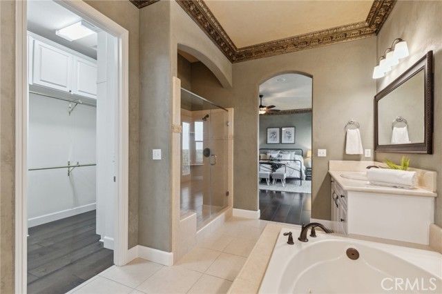 4918 W Bluff, Fresno, CA 93722