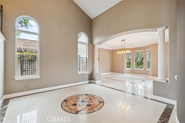 4918 W Bluff, Fresno, CA 93722