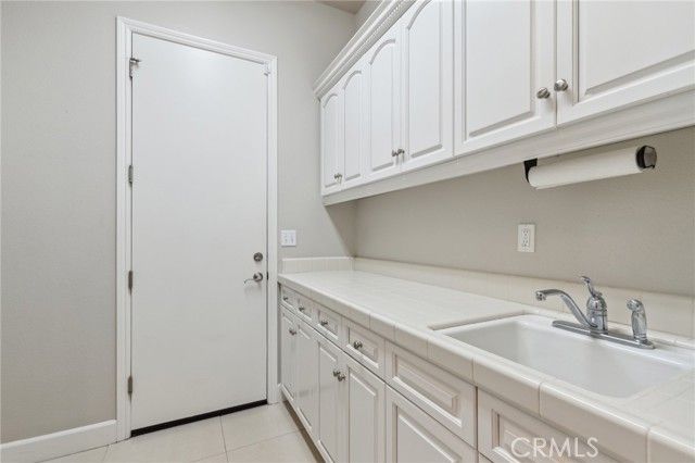 4918 W Bluff, Fresno, CA 93722