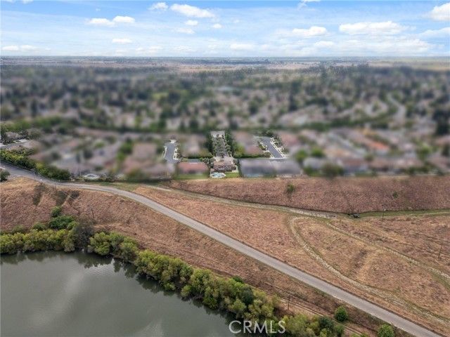 4918 W Bluff, Fresno, CA 93722