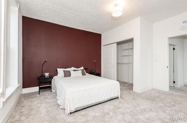 3547 Nebraska Avenue, St Louis, MO 63118