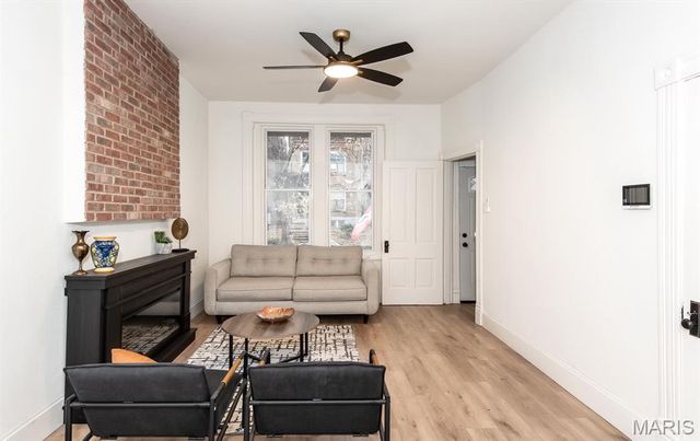 3547 Nebraska Avenue, St Louis, MO 63118