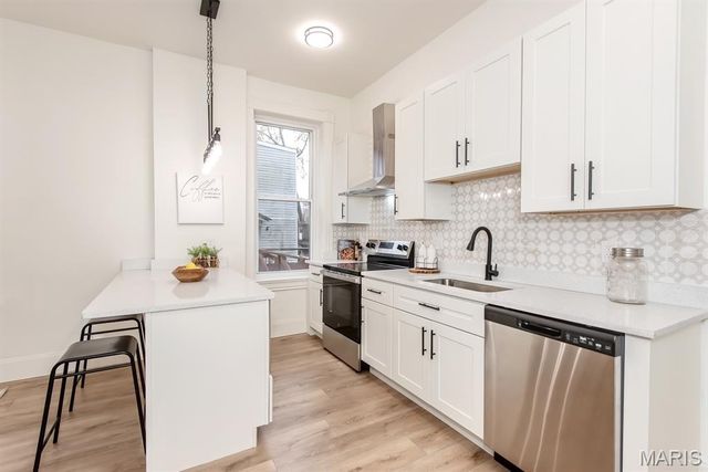 3547 Nebraska Avenue, St Louis, MO 63118