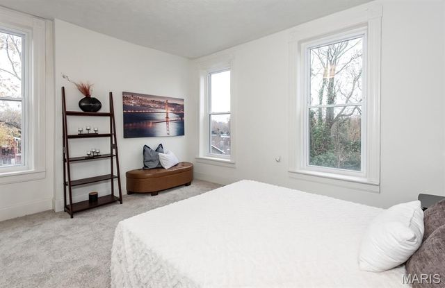 3547 Nebraska Avenue, St Louis, MO 63118