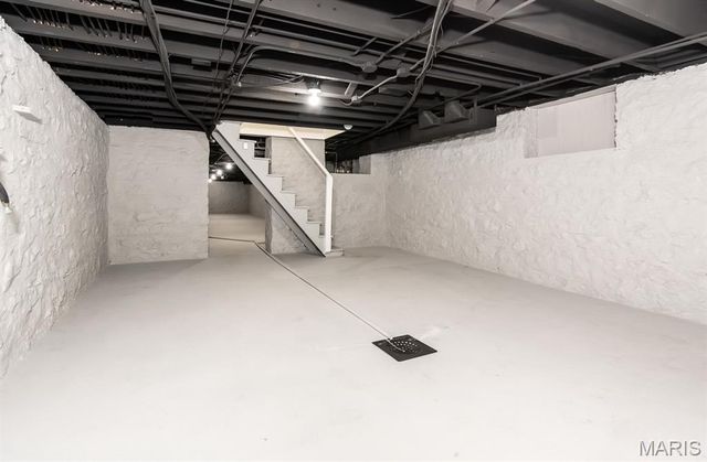 3547 Nebraska Avenue, St Louis, MO 63118