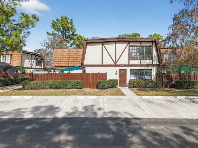 111 Weybridge Circle C, Royal Palm Beach, FL 33411