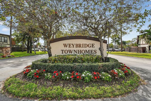 111 Weybridge Circle C, Royal Palm Beach, FL 33411