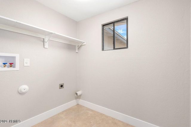 14633 N 33RD Avenue, Phoenix, AZ 85053