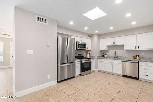 14633 N 33RD Avenue, Phoenix, AZ 85053