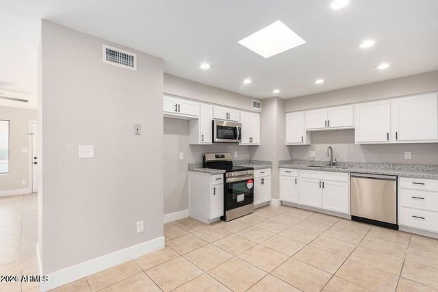 14633 N 33RD Avenue, Phoenix, AZ 85053