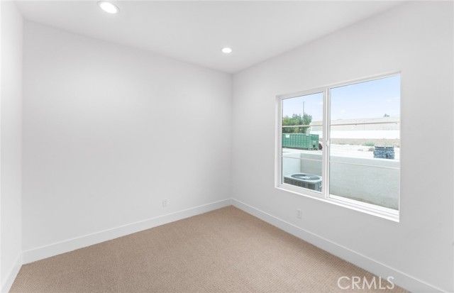 102 Sorrel Court, Burbank, CA 91506