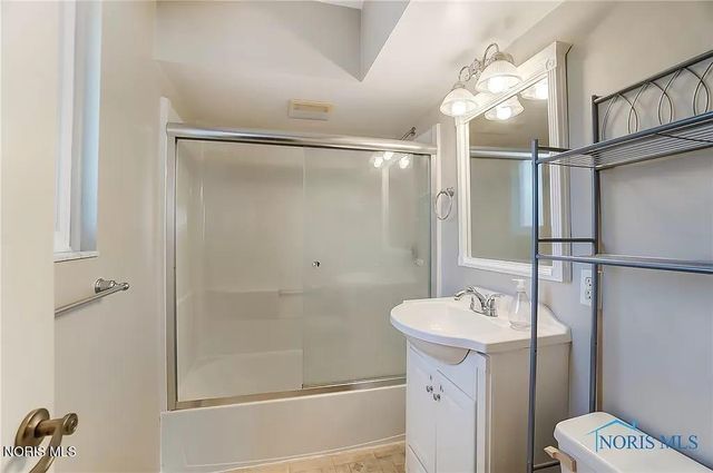 2148 Richards Road, Apt 6, Ottawa Hills, OH 43606