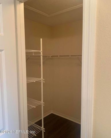 7800 POINT MEADOWS Drive 731, Jacksonville, FL 32256