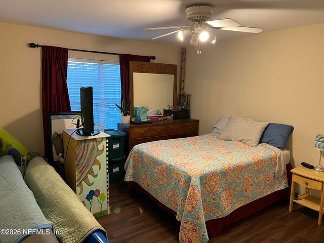 7800 POINT MEADOWS Drive 731, Jacksonville, FL 32256