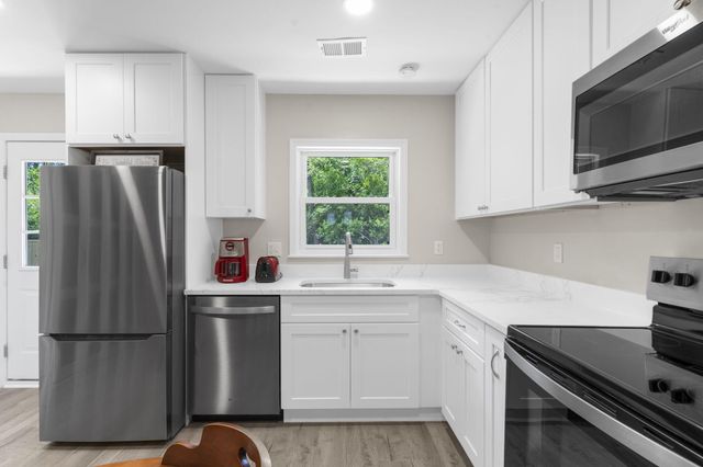 126 Hope Drive, Summerville, SC 29485