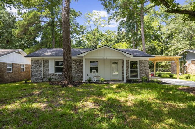 126 Hope Drive, Summerville, SC 29485