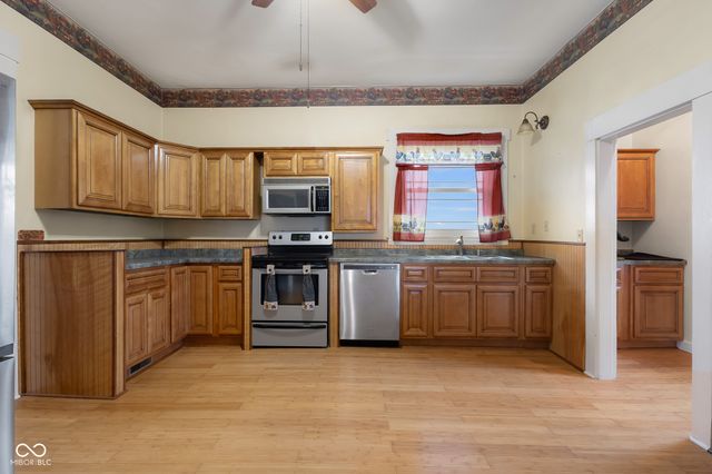 4725 S 250 E, Columbus, IN 47201