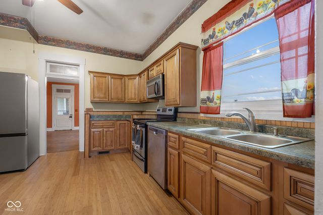 4725 S 250 E, Columbus, IN 47201