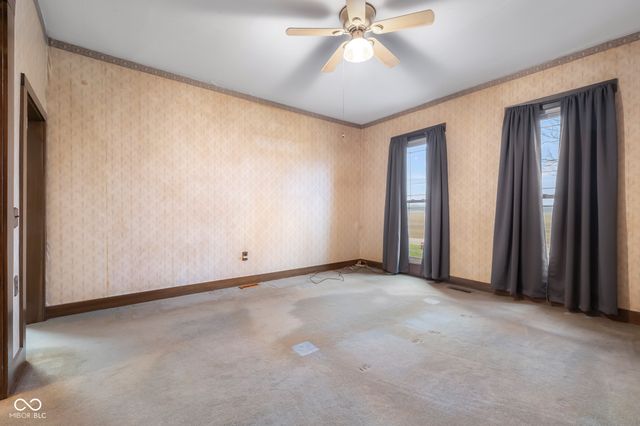 4725 S 250 E, Columbus, IN 47201