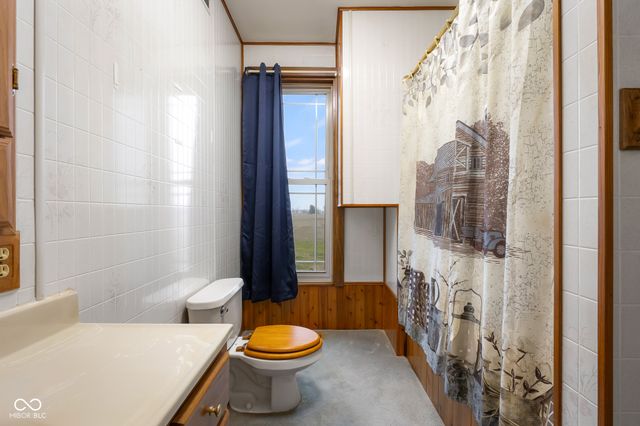 4725 S 250 E, Columbus, IN 47201