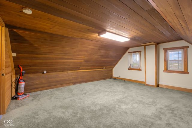 4725 S 250 E, Columbus, IN 47201