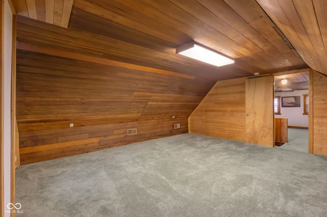 4725 S 250 E, Columbus, IN 47201