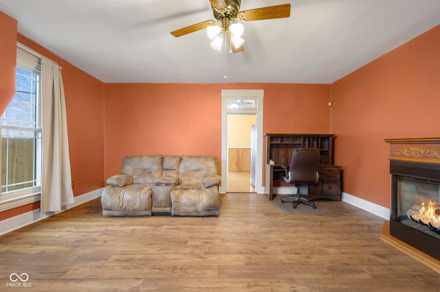 4725 S 250 E, Columbus, IN 47201