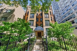 628 W Sheridan Road 3E, Chicago, IL 60613