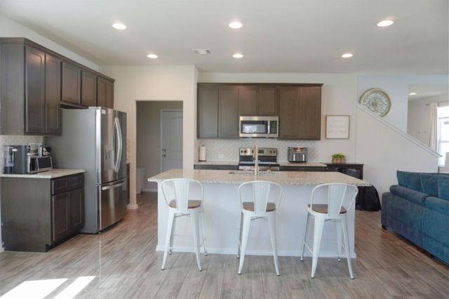 153 Blue Agate CT, Jarrell, TX 76537