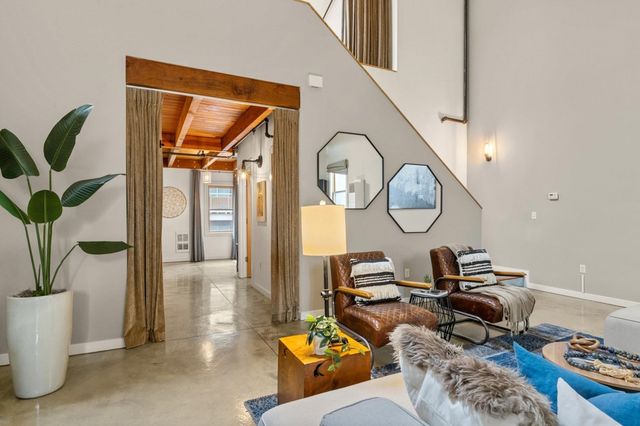 2875 2875 Glascock St 209, Oakland, CA 94601