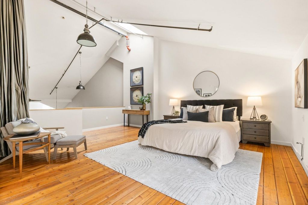 Image 19 of property listing at 2875 2875 Glascock St 209, Oakland, CA 94601