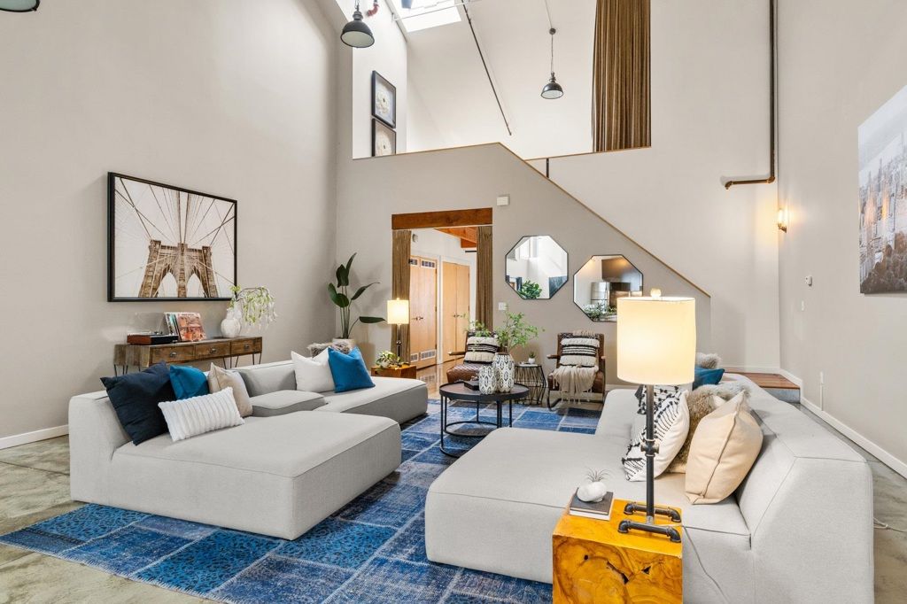 Image 9 of property listing at 2875 2875 Glascock St 209, Oakland, CA 94601