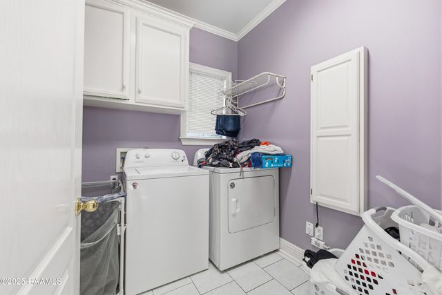 407 Bon Temps Drive, Lafayette, LA 70506