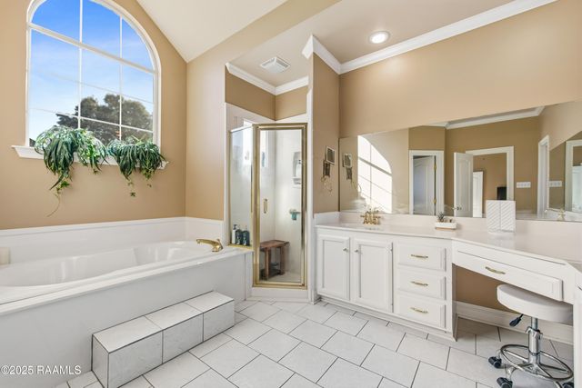 407 Bon Temps Drive, Lafayette, LA 70506