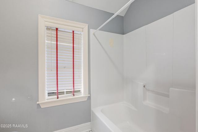 407 Bon Temps Drive, Lafayette, LA 70506