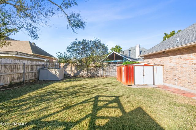 407 Bon Temps Drive, Lafayette, LA 70506