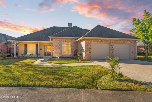 407 Bon Temps Drive, Lafayette, LA 70506